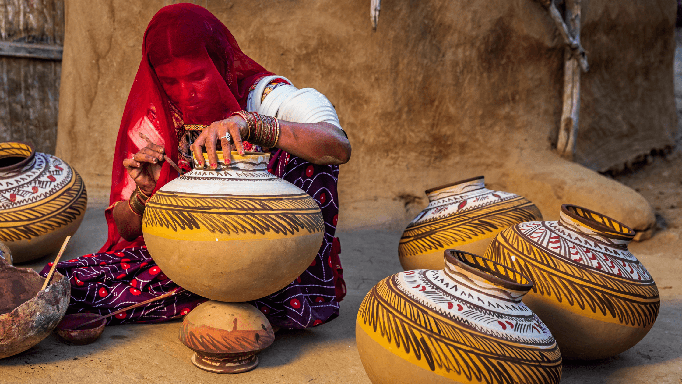 Read more about the article The Art of Indian Handicrafts: Souvenir Shopping for Travelers