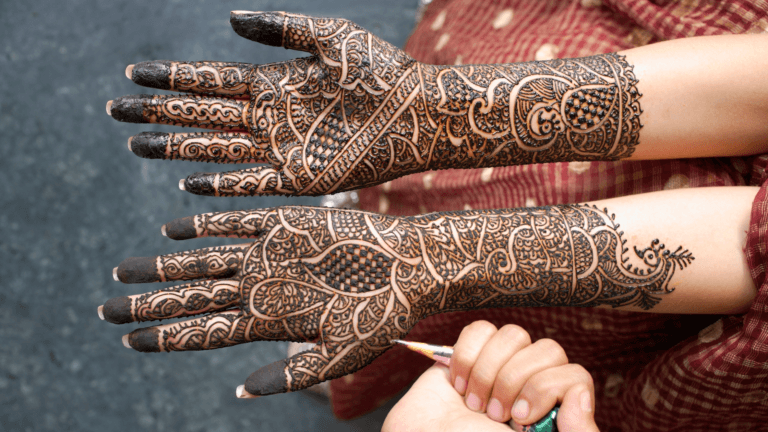 Read more about the article Henna (Mehndi) in India: Types, Importance, and Cultural Significance
